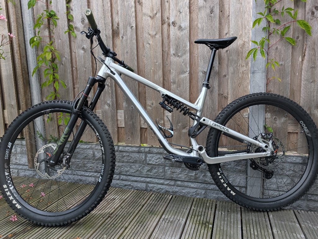 Commencal META TR (nieuwe aandrijflijn en remmen), Fully, Zo goed als nieuw, Schijfrem, Ophalen