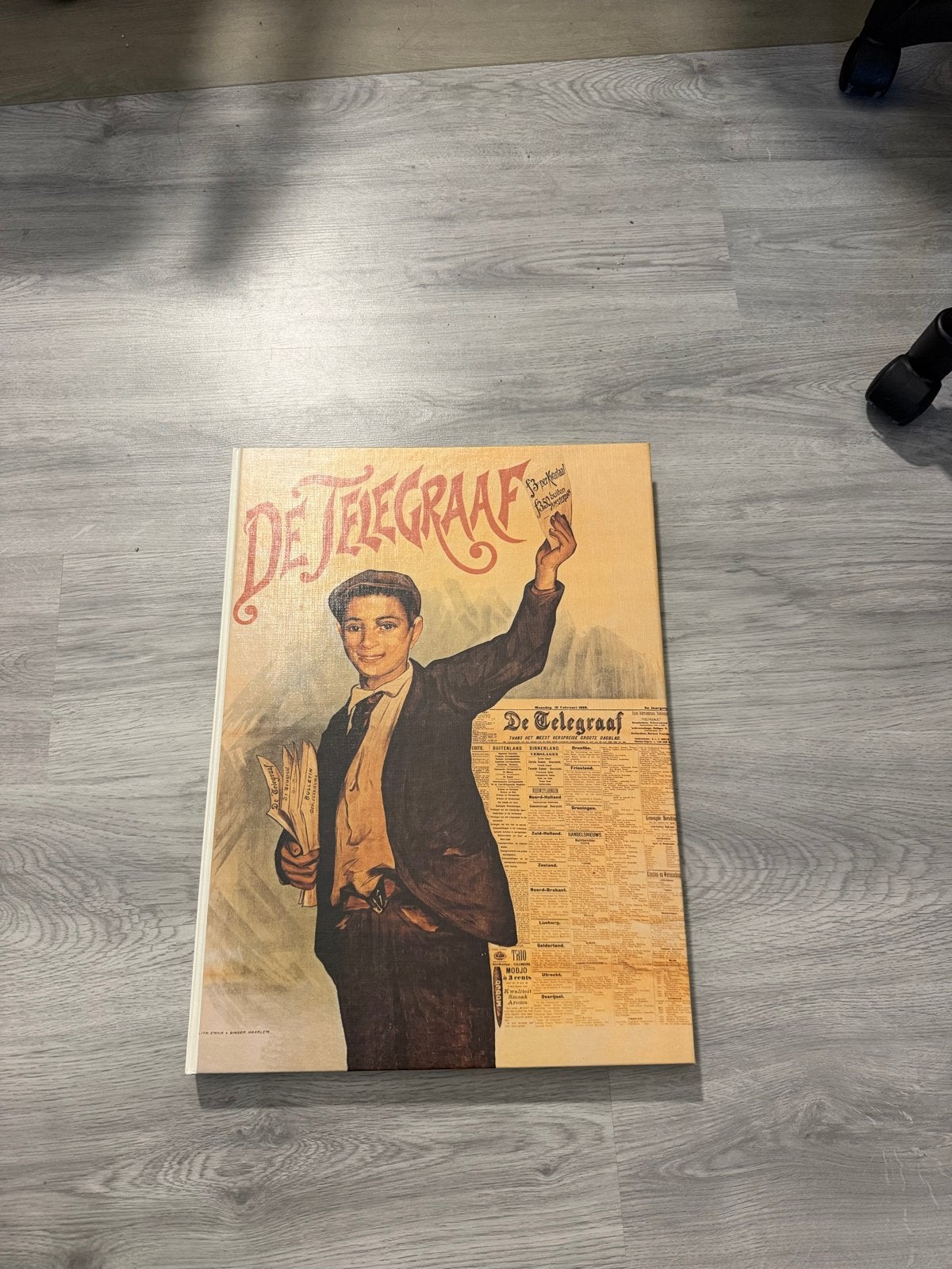 Boek 100 jaar De Telegraaf, Ophalen, Gelezen, Krant