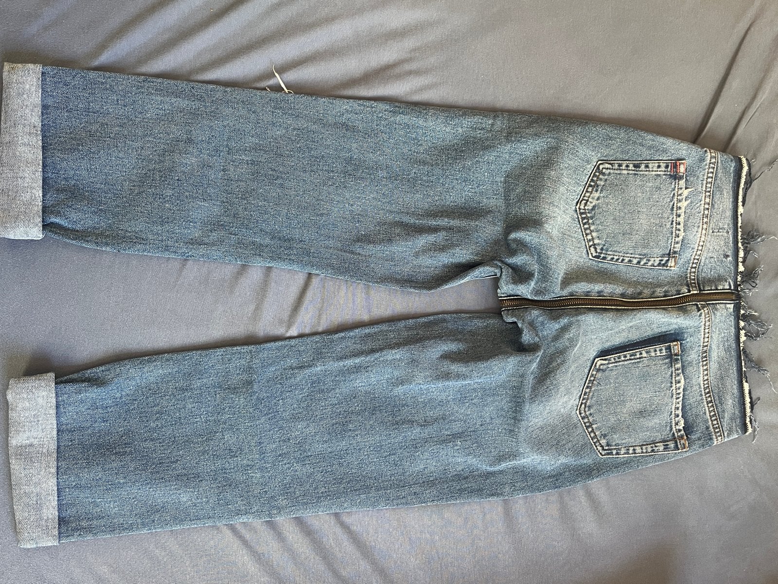 Stoere BDG Urban Outfitters jeans W25 met rits en scheuren, Ophalen of Verzenden, Gedragen, Blauw, W27 (confectie 34) of kleiner