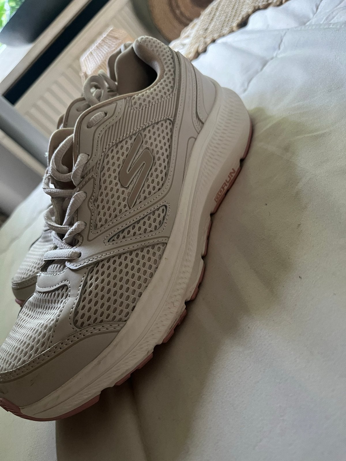 Maat 39 Skechers Go Run sportschoenen - Zo goed als nieuw, Ophalen of Verzenden, Zo goed als nieuw, Sportschoenen