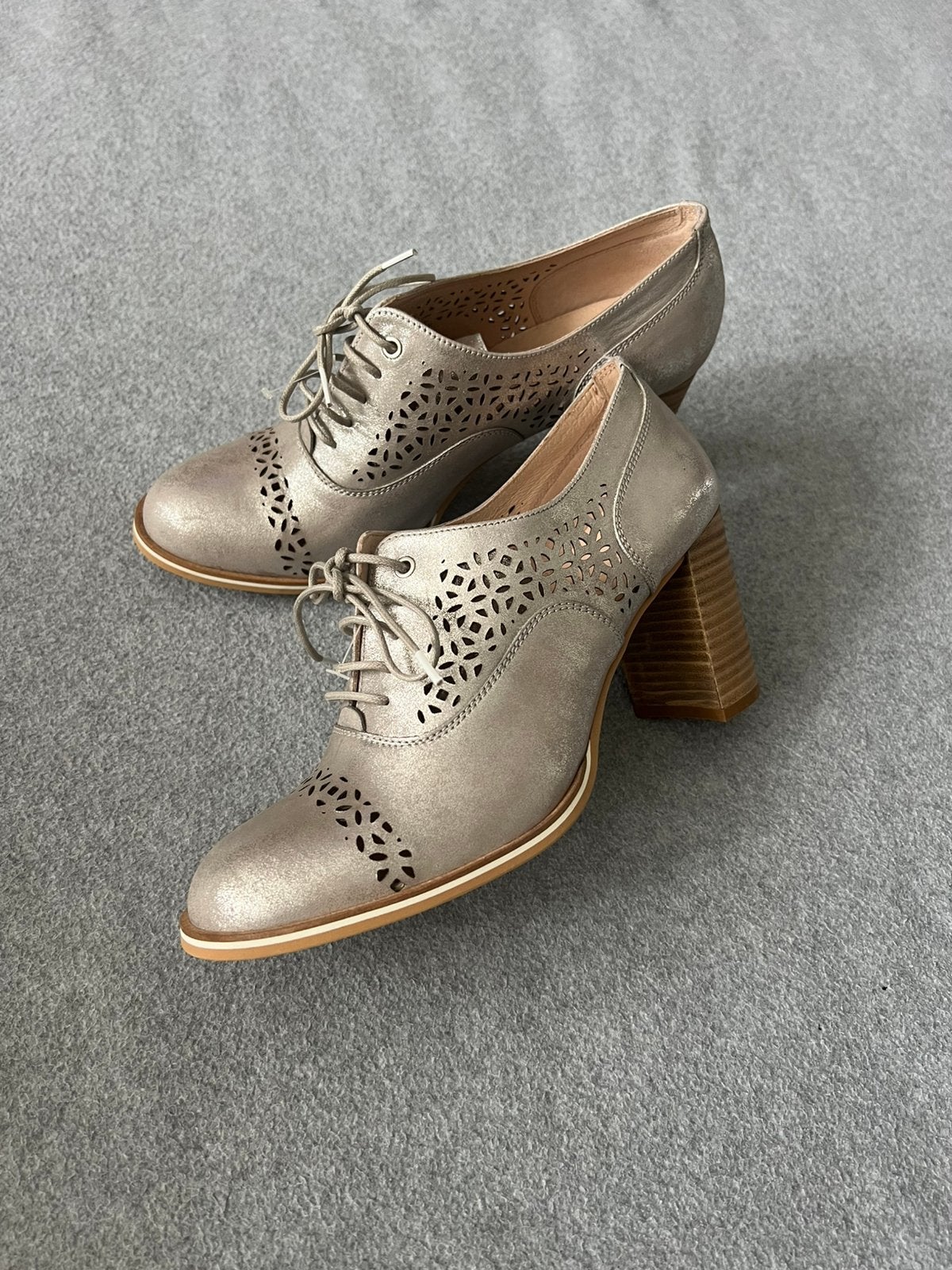 Maat 40 dames hakken schoen nieuw , hispanitas, Ophalen of Verzenden, Nieuw, Overige kleuren, Schoenen met hoge hakken