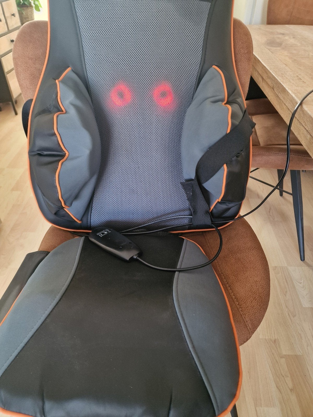 Medisana MC825 Shiatsu Massagekussen, Sport en Fitness, Massageproducten, Ophalen, Zo goed als nieuw, Massagestoel of Kussen