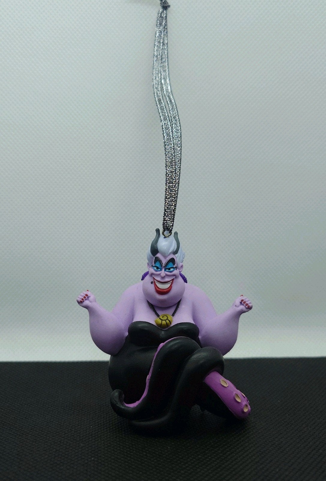 Disney Ursula Ariël kerst ornament hanger kerstbal, Ophalen of Verzenden, Pocahontas of Kl. Zeemeermin, Nieuw