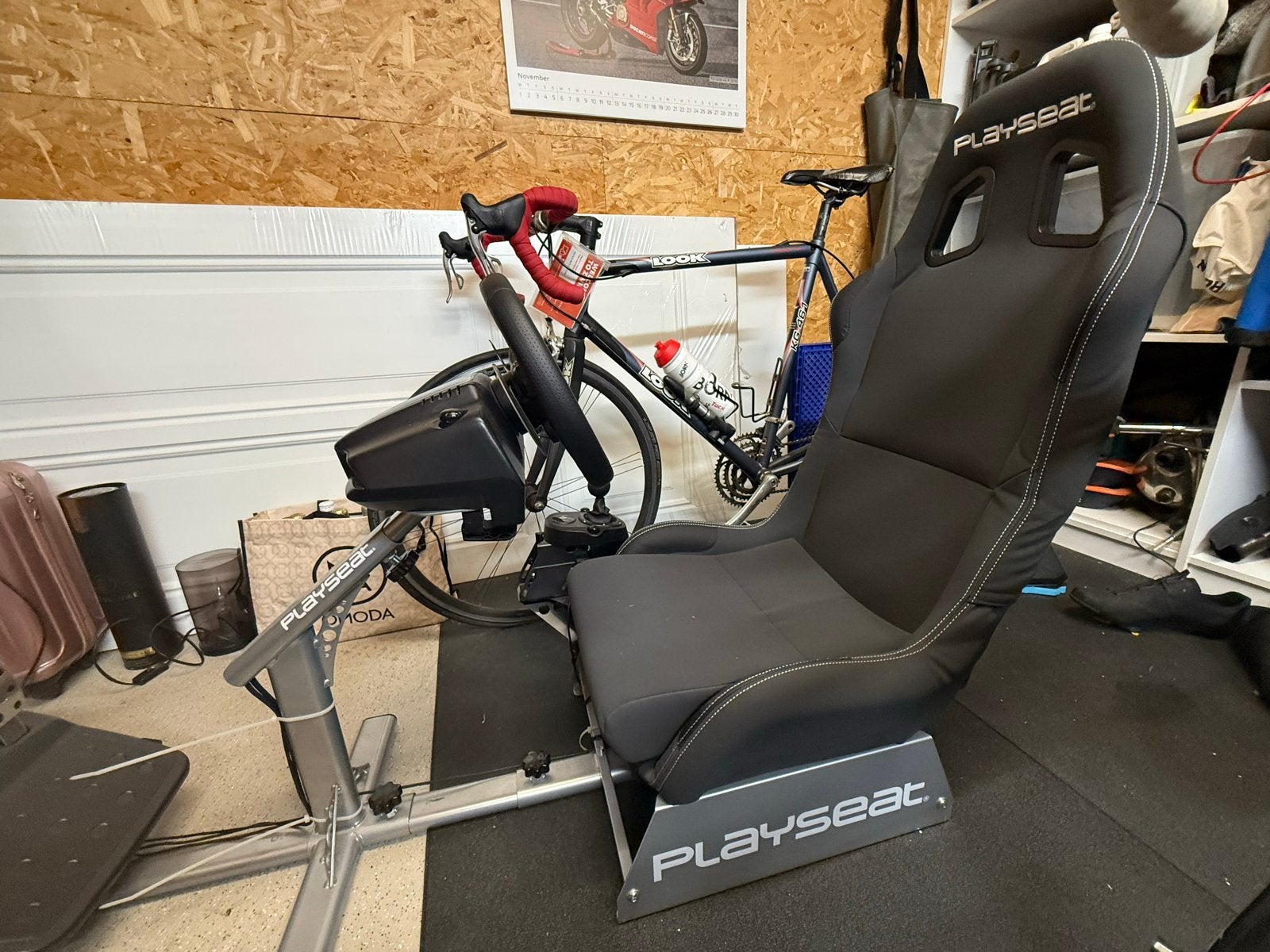 Playseat met Logitech G29 racestuur en pedalen, Ophalen, Overige merken, Gebruikt