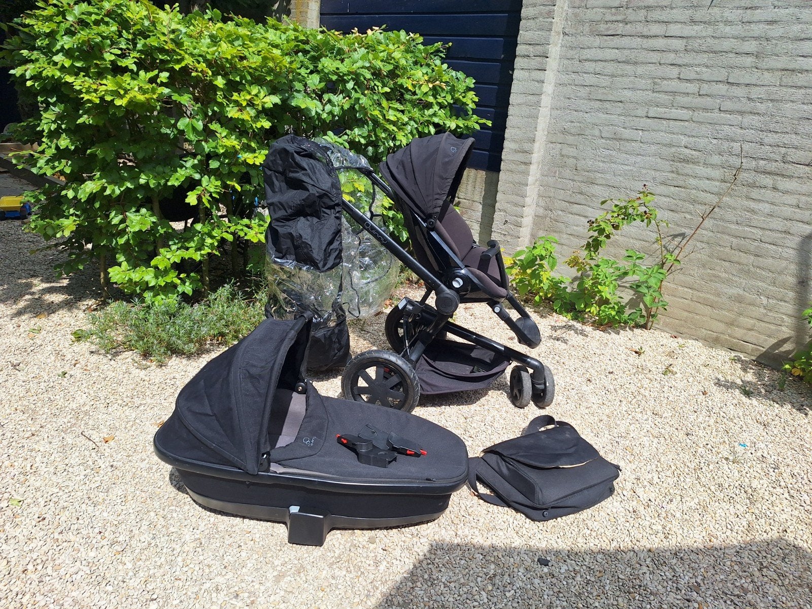 Quinny kinderwagen met reiswieg en Maxi-Cosi adapters, Kinderen en Baby's, Kinderwagens en Combinaties, Ophalen, Quinny, Met reiswieg