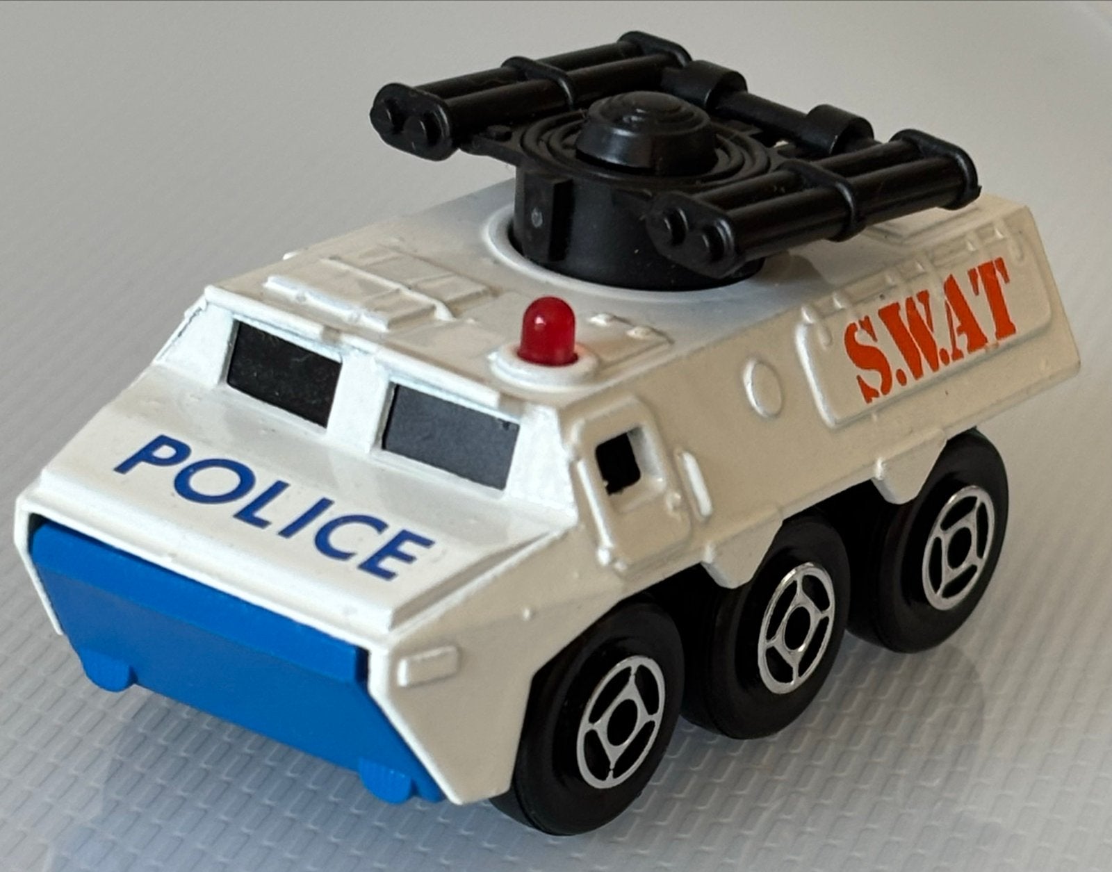 Majorette Sonic Flashers SWAT Politie voertuig nieuwstaat, Ophalen of Verzenden, Nieuw, Auto