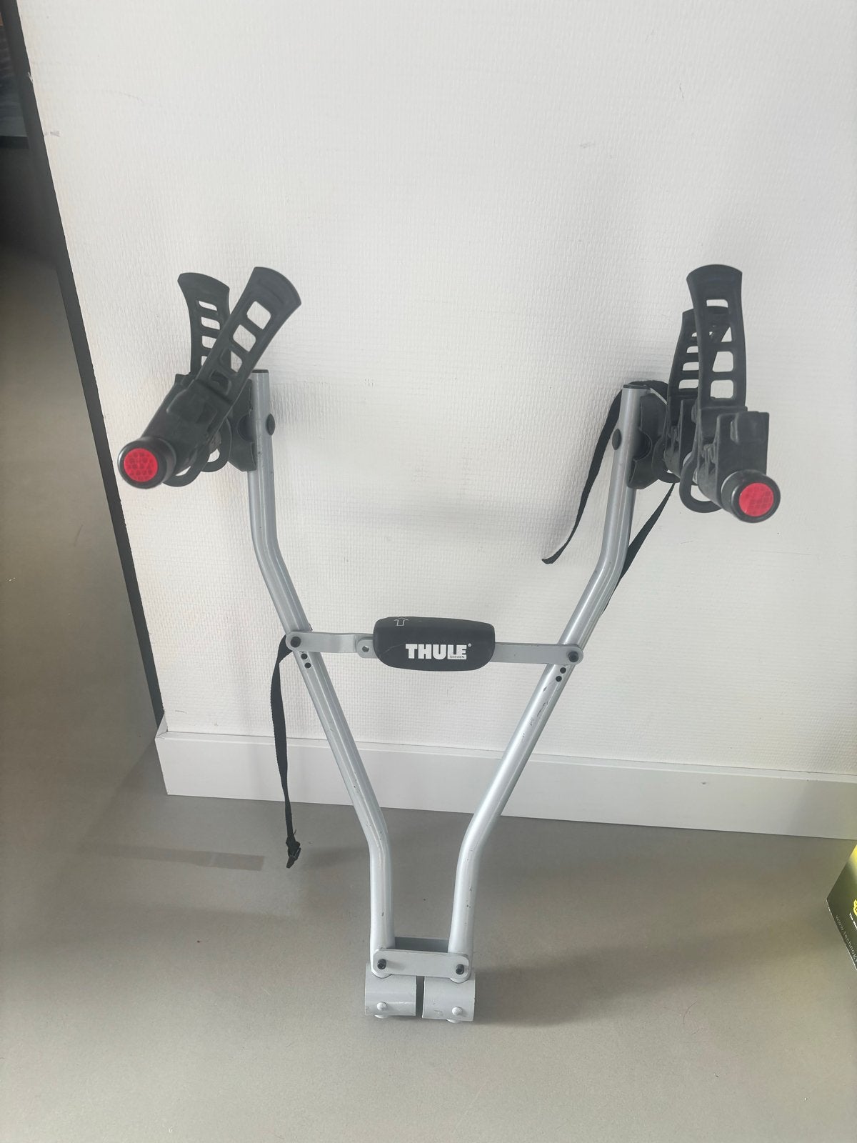 Thule fietsdrager voor 2 fietsen - Zo goed als nieuw, Ophalen of Verzenden, 2 fietsen, Zo goed als nieuw, Achterklepdrager