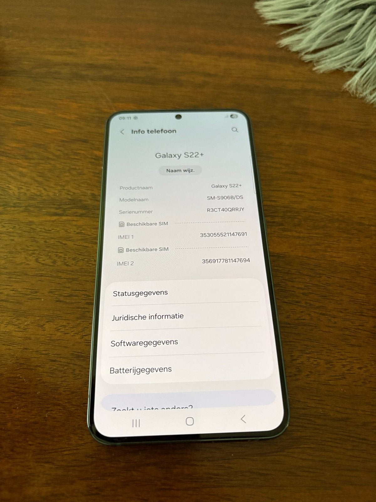 Foto 5 van Samsung S22 Plus 128GB - Zo goed als nieuw, incl. oplader