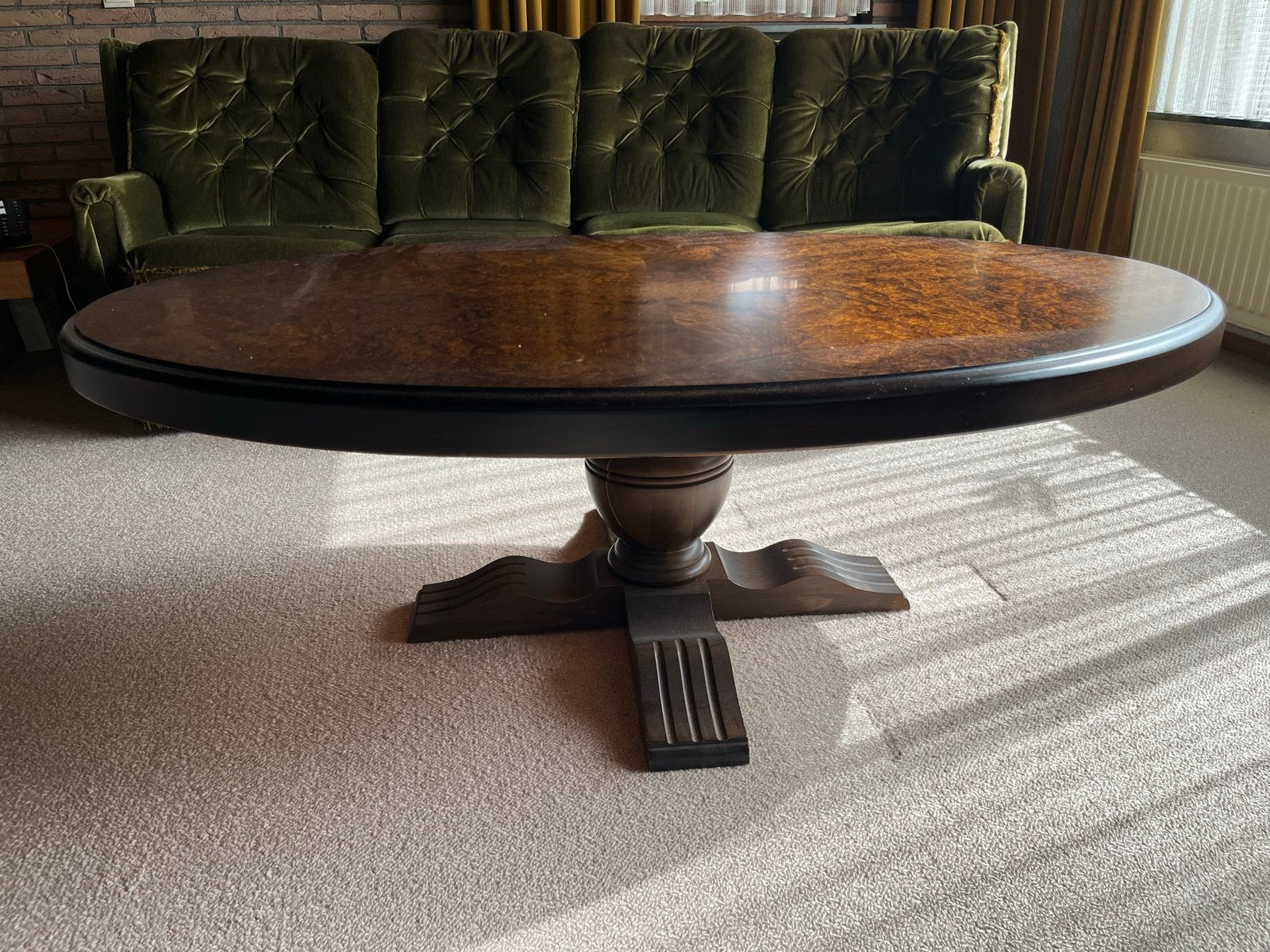 Mid Century Salontafel met Wortelnoten Blad, Antiek en Kunst, Antiek | Meubels | Tafels, Ophalen