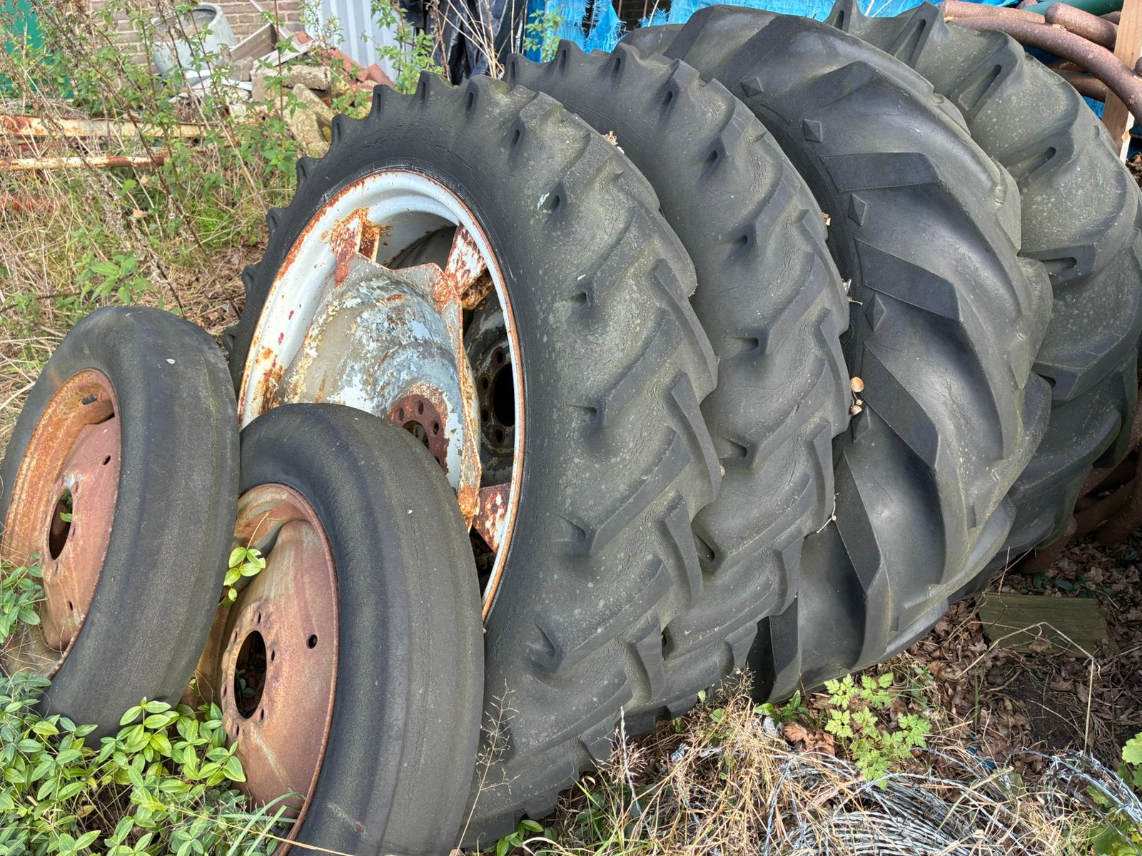 Fordson Dexta set wielen, Ophalen