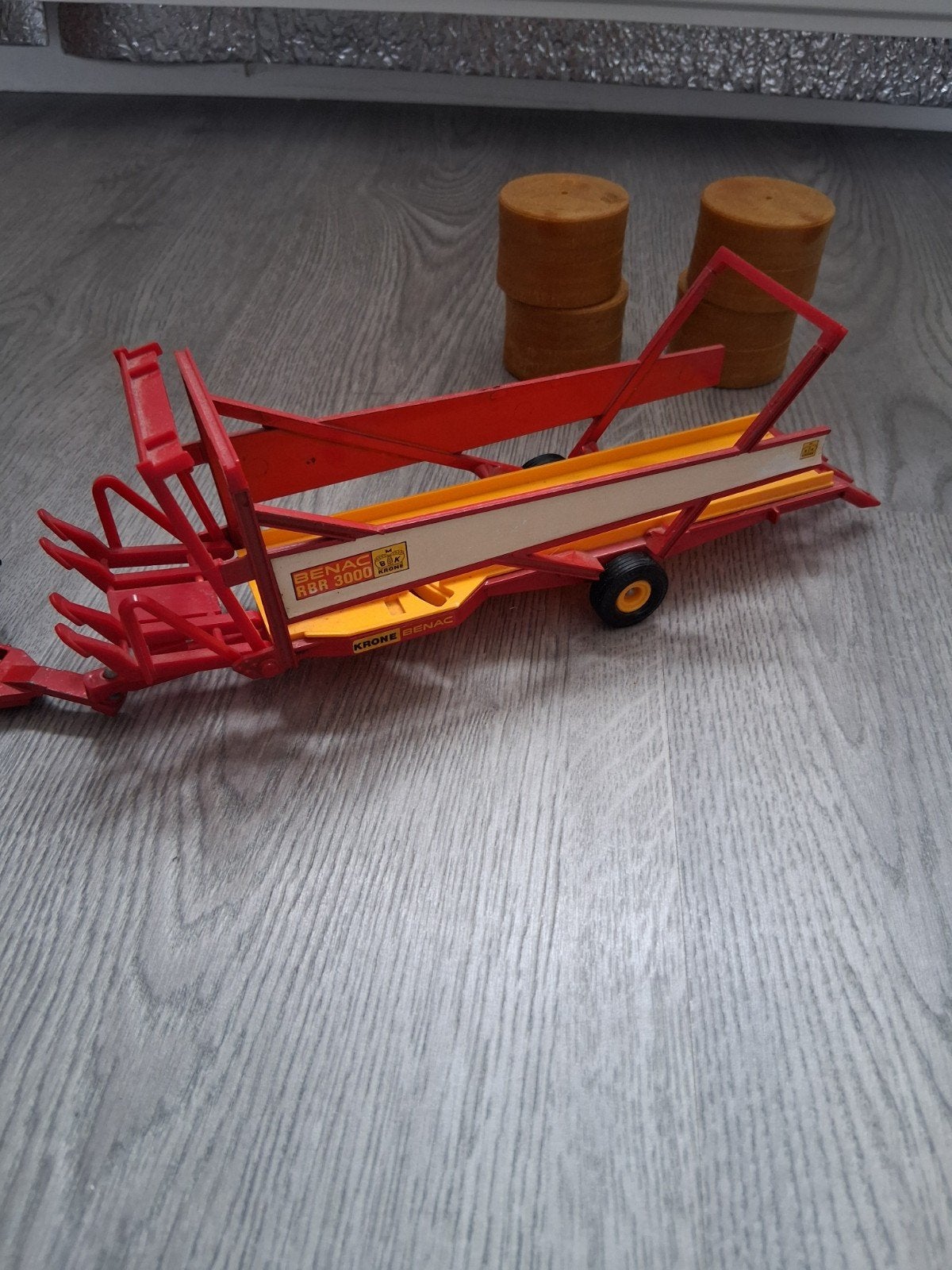 Britains ronde balenwagen incl. 4 ronde balen, Ophalen of Verzenden, Gebruikt