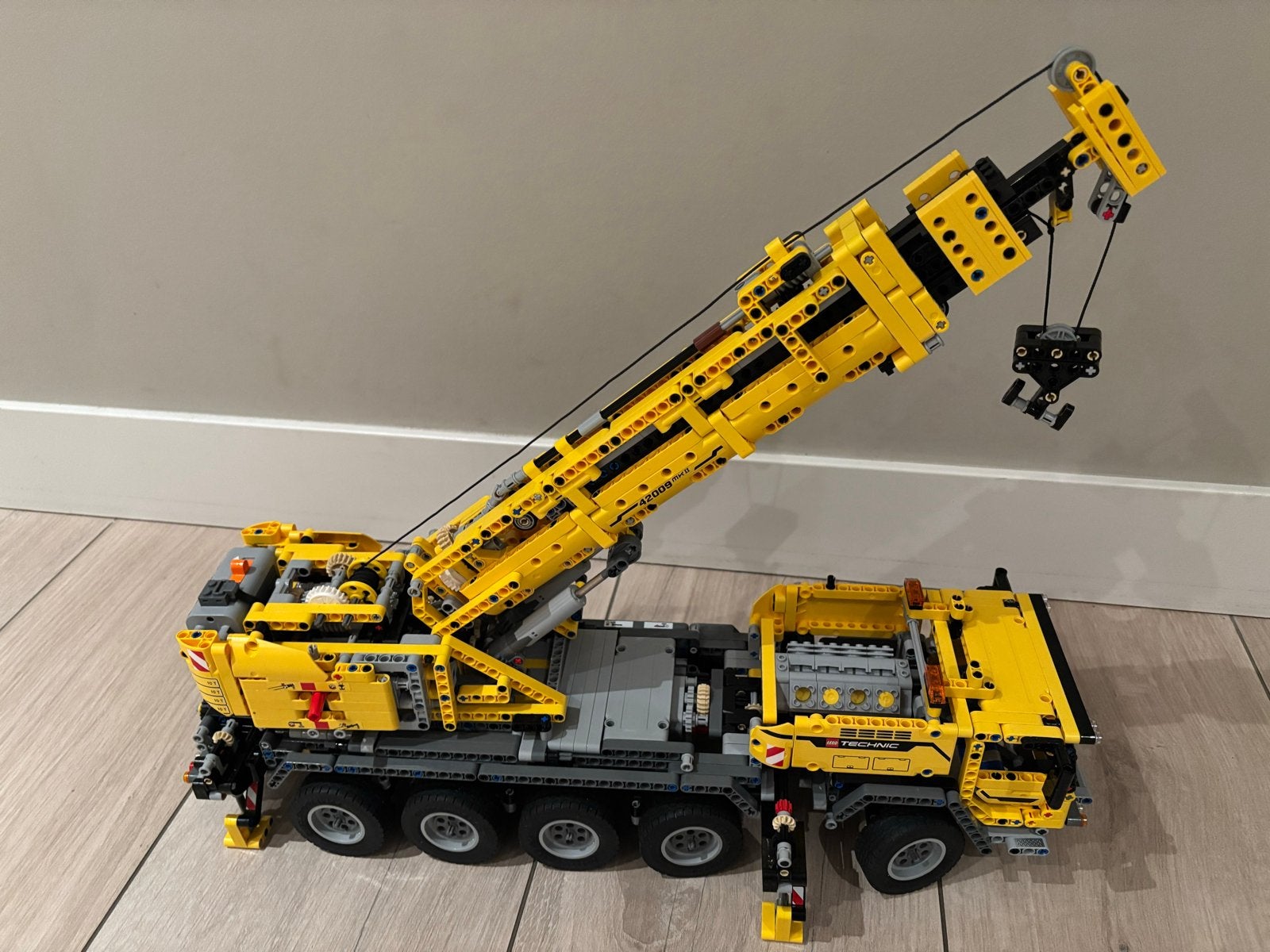 Lego Technic Kraanwagen 42009 mk II met boekjes en doos, Ophalen of Verzenden, Zo goed als nieuw, Overige merken