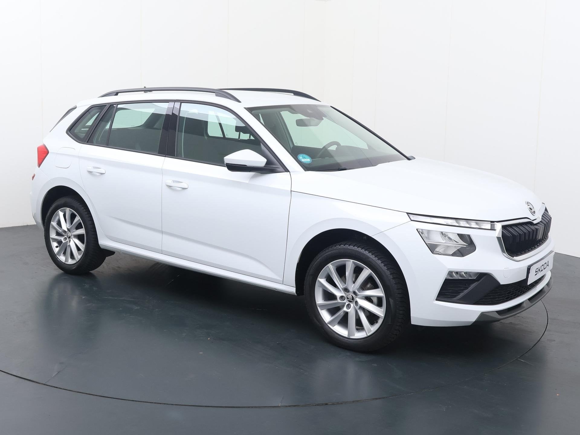 Skoda Kamiq 1.0 TSI Selection | 115 PK | Cruisecontrol | App, Auto's, Stof, Gebruikt, Euro 6, Wit