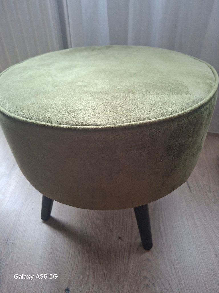 Een olijfgroene poef, Ophalen, Zo goed als nieuw