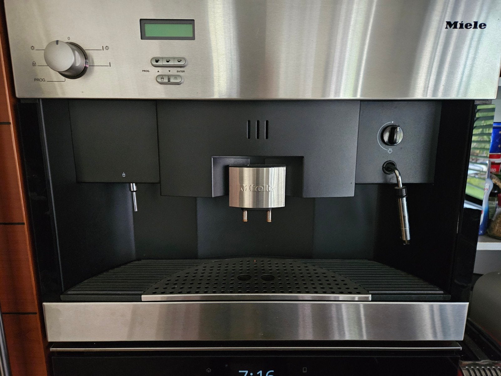 Miele CVA620-2 Inbouw Koffiemachine - Volautomaat, Gebruikt, 10 kopjes of meer, Koffiemachine, Koffiebonen
