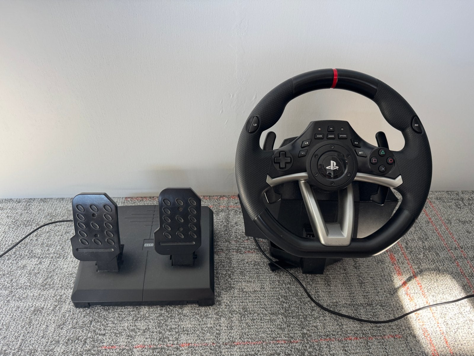 Hori Racing Wheel Apex met pedalen, Spelcomputers en Games, Spelcomputers | Sony PlayStation Consoles | Accessoires, Ophalen, Zo goed als nieuw