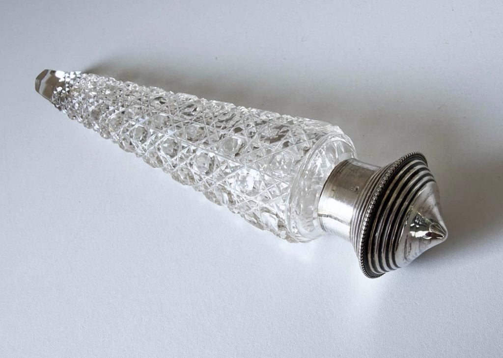 Grote Antieke Kegelvormige Parfumfles met Zilveren Dop, Antiek en Kunst, Ophalen of Verzenden