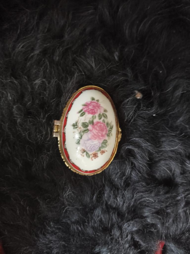 Vintage sieradendoosje met bloemmotief, Antiek en Kunst, Antiek | Porselein, Ophalen of Verzenden