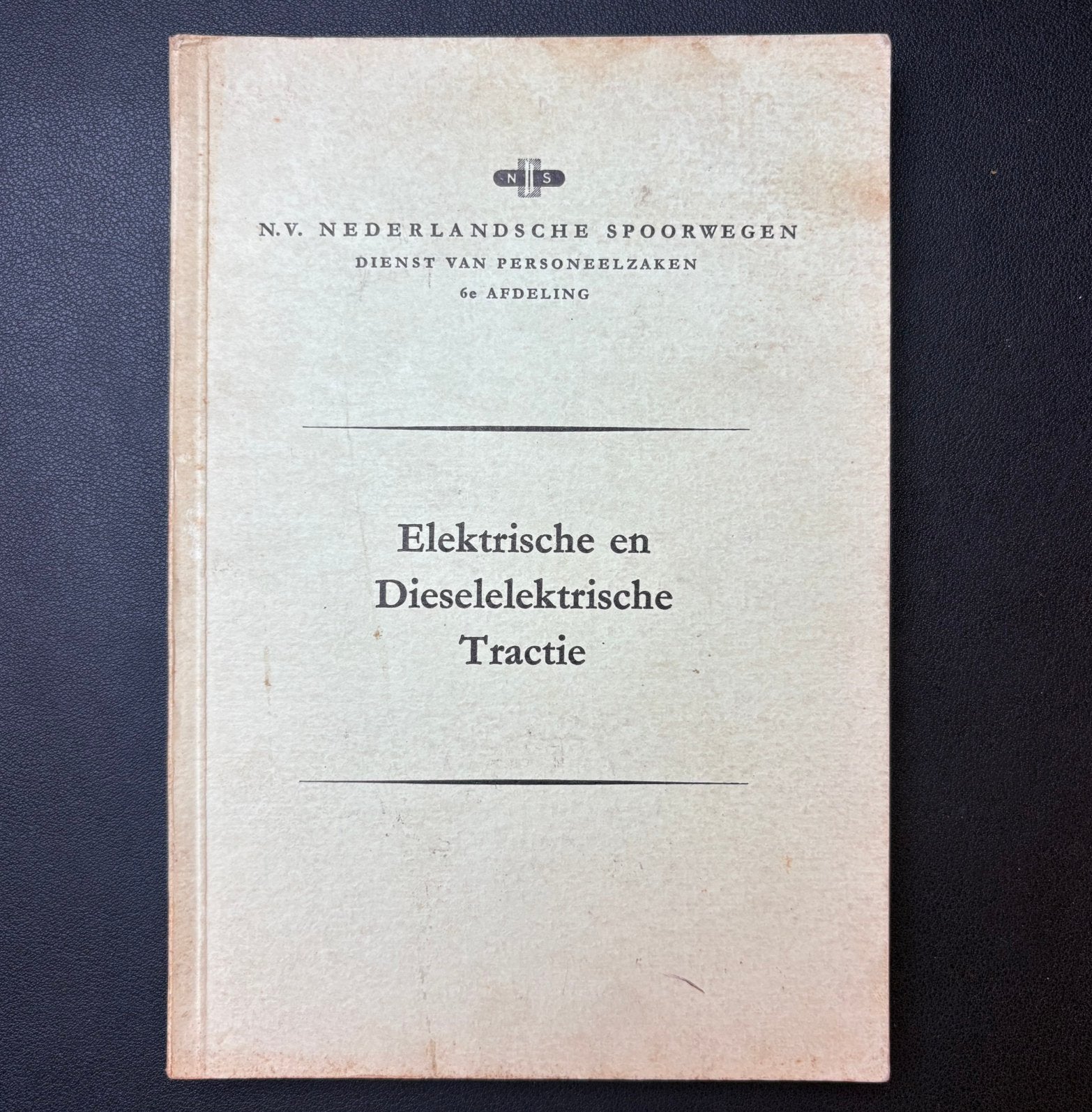 Elektrische en dieselelektrische tractie (jaren 60), Ophalen of Verzenden, Gebruikt, Trein, Boek of Tijdschrift
