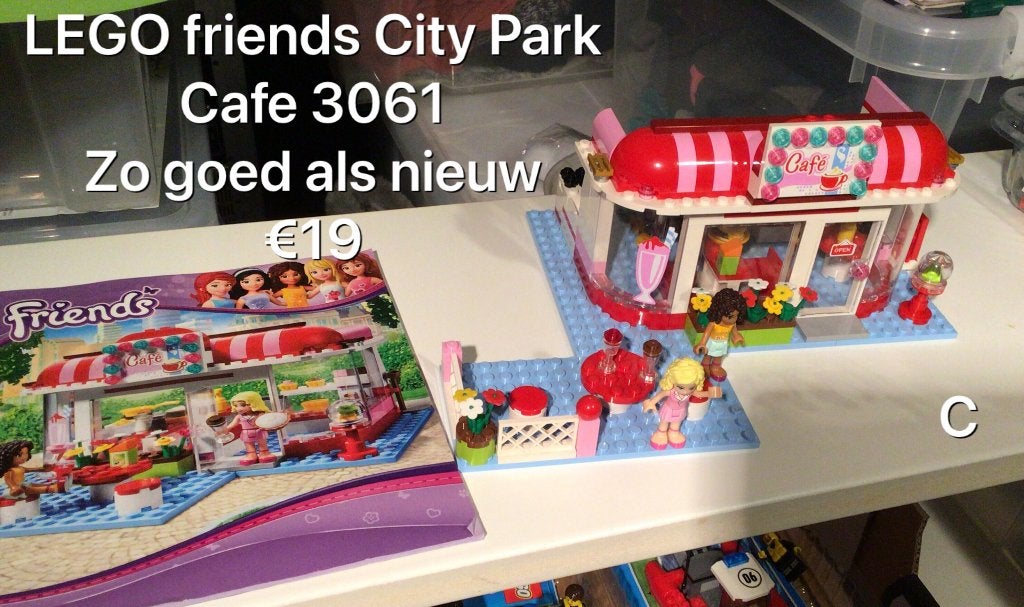 LEGO Friends City Park Café 3061 - Zo goed als nieuw, Lego, Friends, Ophalen of Verzenden, Zo goed als nieuw