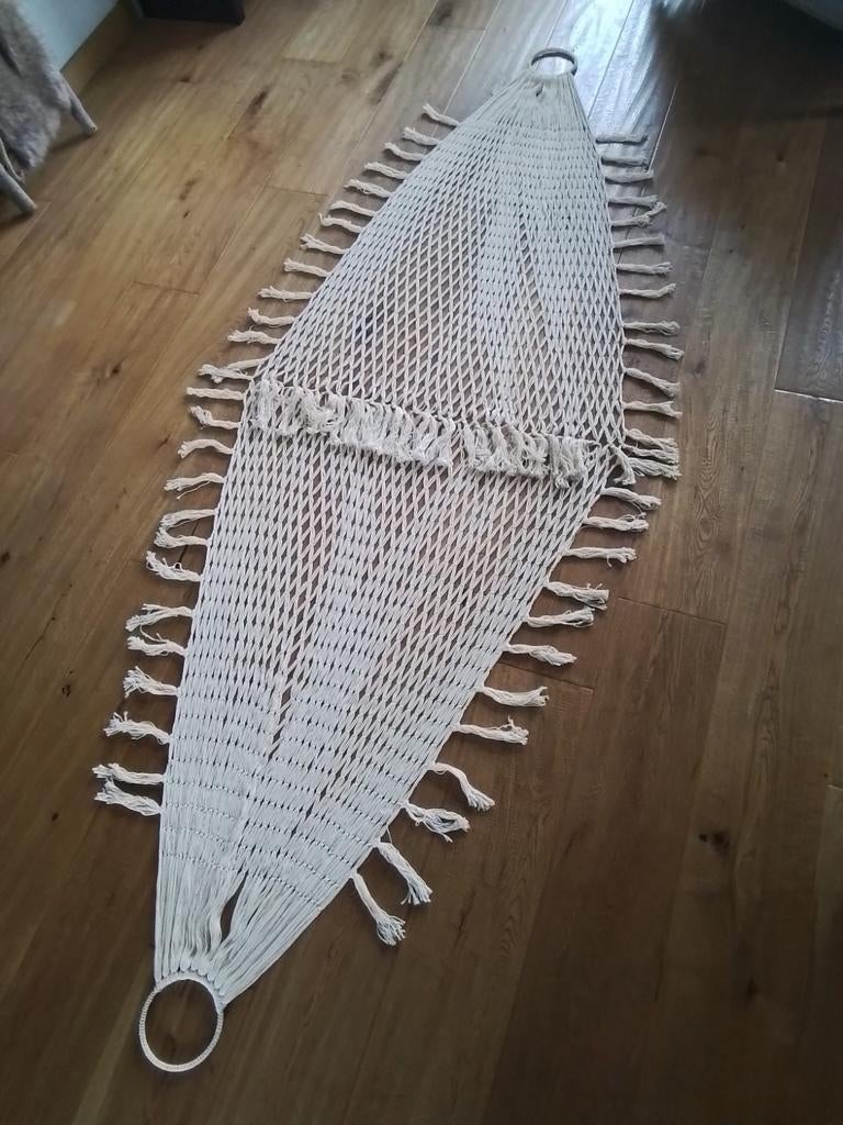 Macrame hangmat - ook leuk als decoratie!, Ophalen of Verzenden, Zo goed als nieuw, Eenpersoons, Binnen