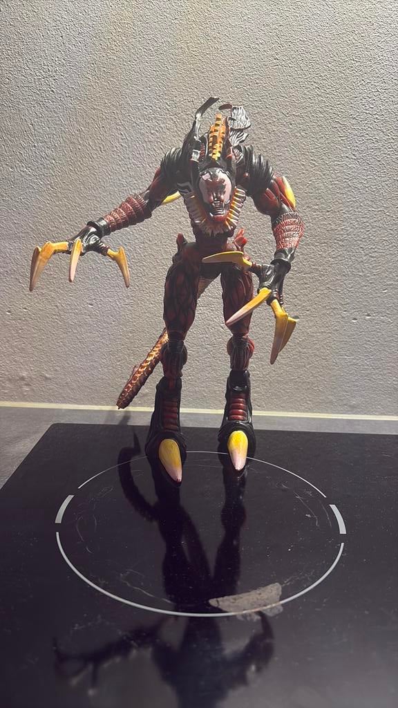 Venom the symbiote red ED, Ophalen of Verzenden