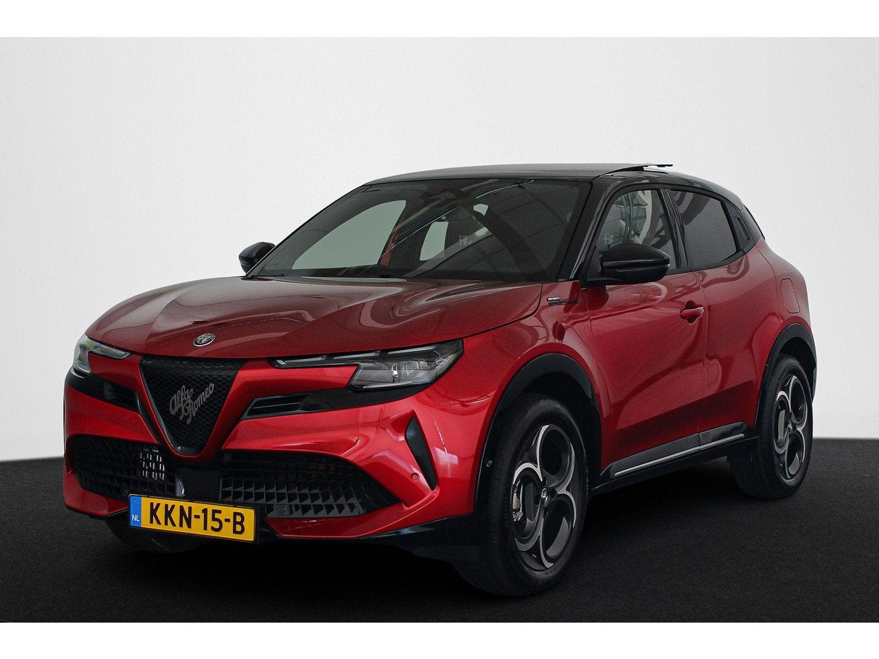 Alfa Romeo Junior 1.2 Turbo Hybrid Ibrida Sport Speciale Pan, Auto's, 145 pk, Gebruikt, 1199 cc, Bedrijf