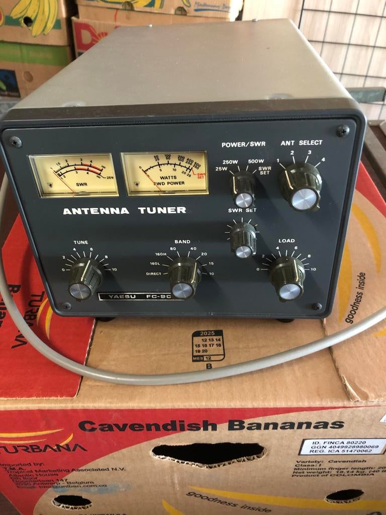 Yaesu FC-901 Antenne Tuner - Zo goed als nieuw, Telecommunicatie, Antennes en Masten, Ophalen of Verzenden, Gebruikt, Toebehoren