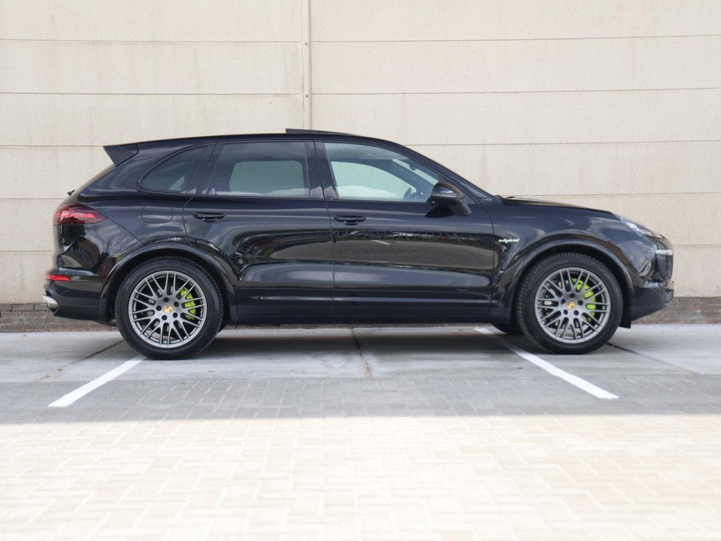 Porsche Cayenne 3.0 S E-Hybrid Platinum Edition | Pano | Bos, Auto's, Porsche, Automaat, Cayenne, Gebruikt, 2995 cc
