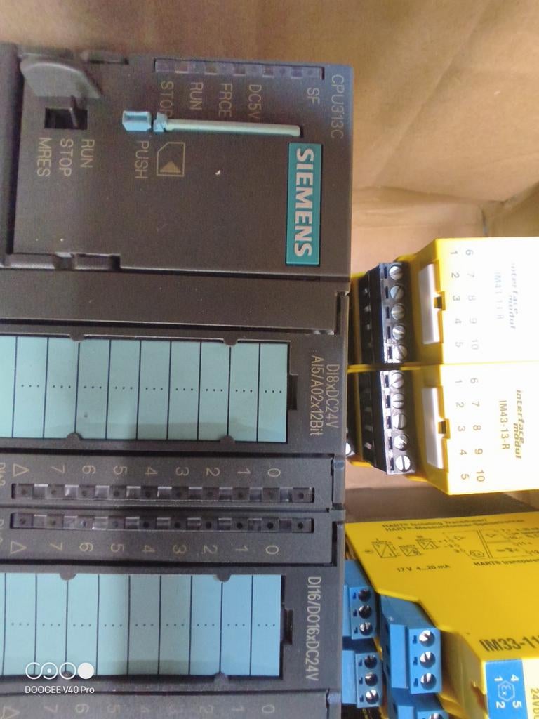 Siemens Simatic CPU313C S7-300 PLC - Compacte CPU, Zakelijke goederen, Machines en Bouw | Industrie en Techniek, Ophalen of Verzenden