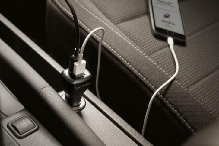 TomTom High Speed Dual Charger - X4/B1, Niet ingevuld, Niet ingevuld, Ophalen of Verzenden, Zo goed als nieuw