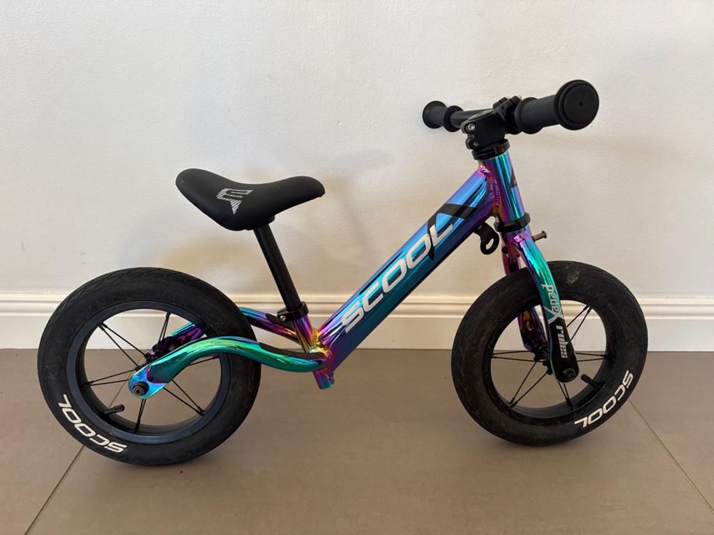 S'COOL scool Loopfiets regenboog rainbow, Fietsen en Brommers, Fietsen | Kinderfietsjes, Gebruikt, Minder dan 16 inch, Ophalen