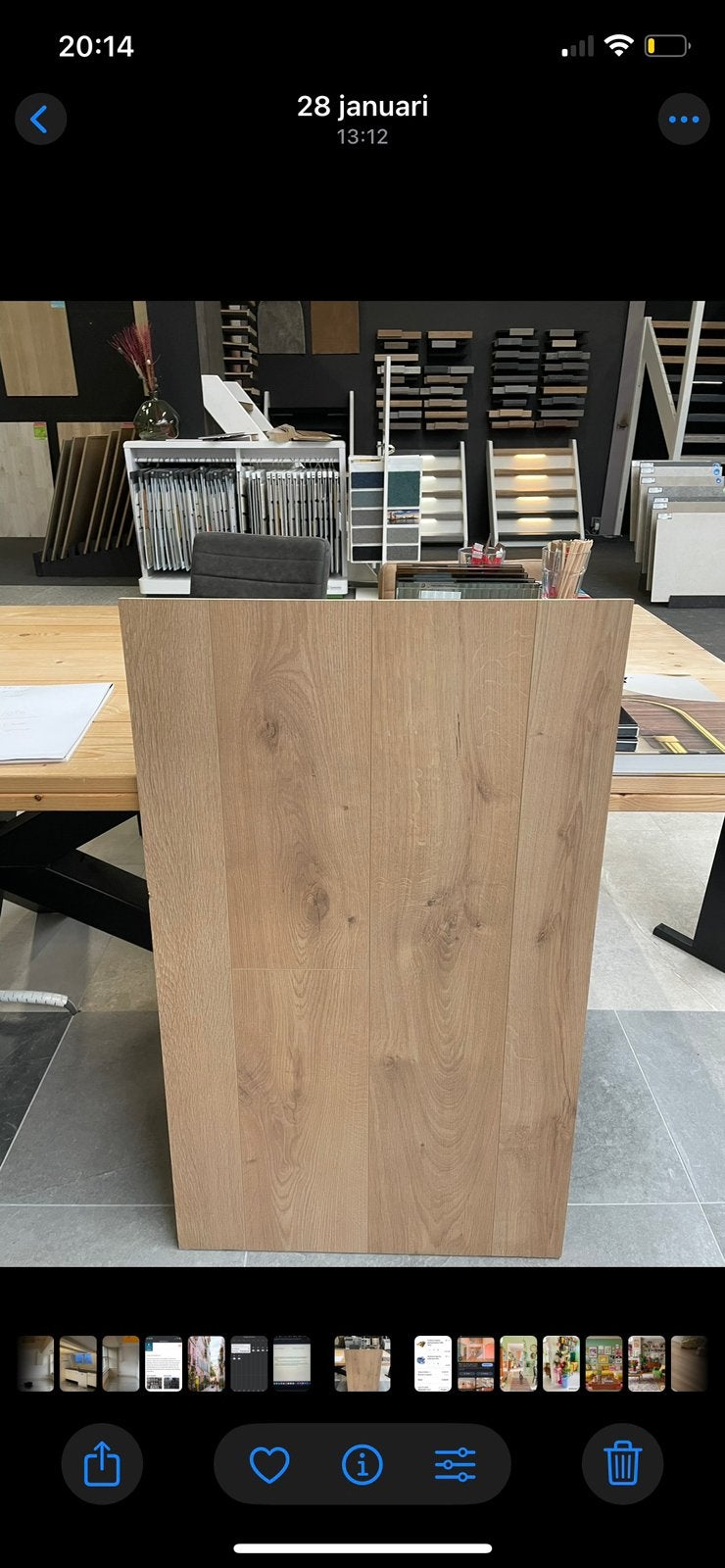 Gratis: 11 m² lichteiken laminaat + ondervloer + plakplinten, Ophalen, Nieuw, Eiken / oak, 10 tot 25 m²