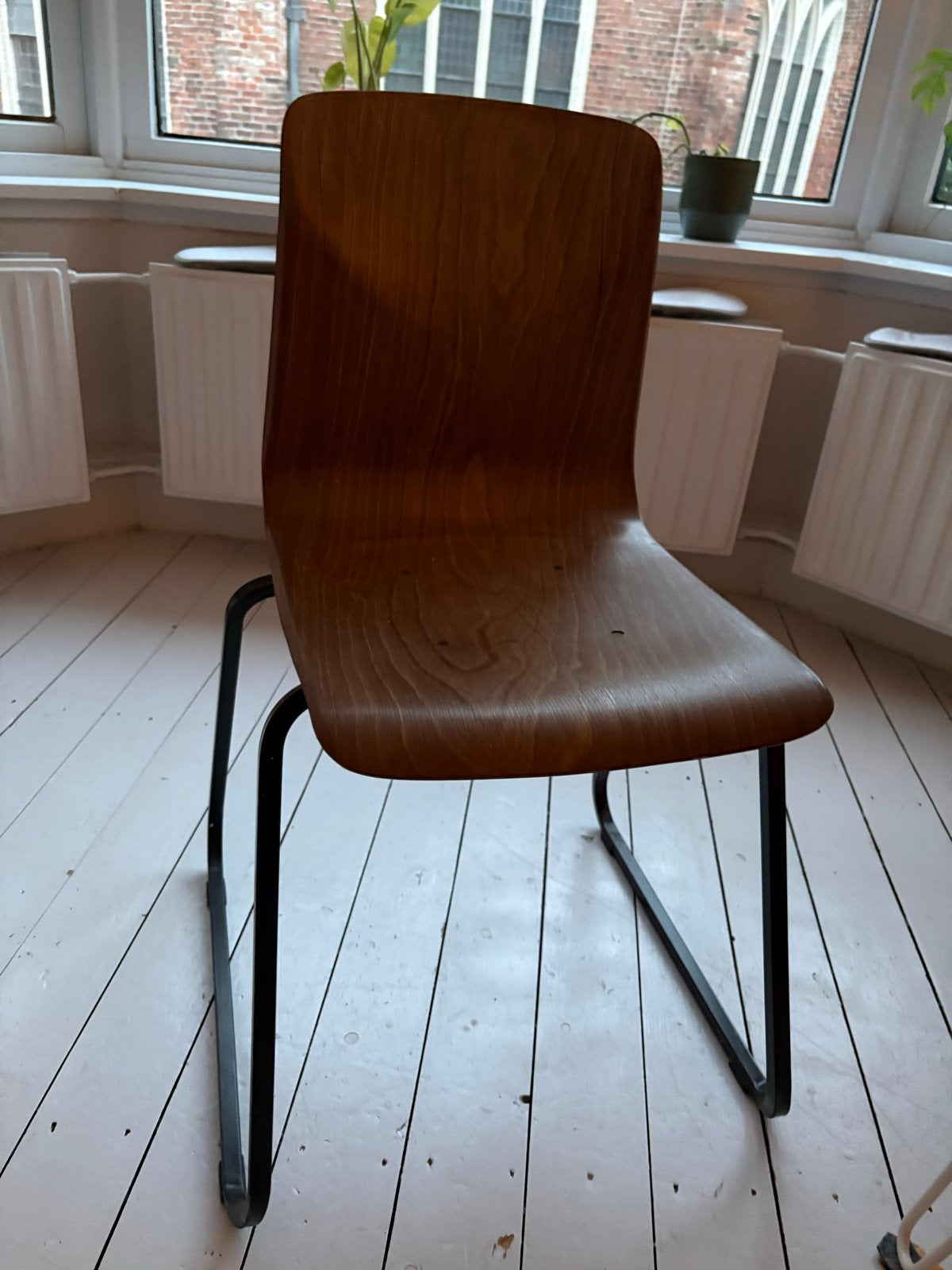 Houten schoolstoel  thur-op-seat Pagholz S23, Huis en Inrichting, Bruin, Ophalen of Verzenden, Zo goed als nieuw, Eén