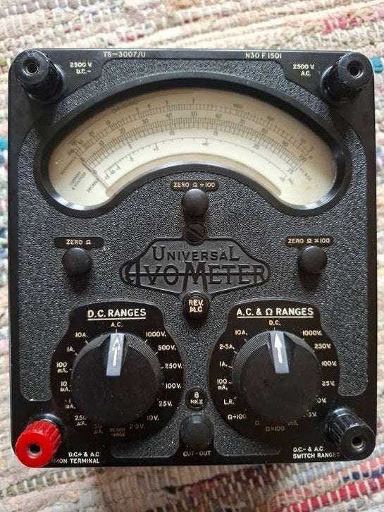 Vintage AVO Universal Vo-Meter Model 8 - Multimeter, Doe-het-zelf en Verbouw, Ophalen of Verzenden, Gebruikt, Multimeter