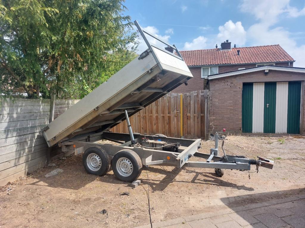 WESCO electriche 3 zijdige kipper 2700kg inruil mogelijk, Auto diversen, Aanhangers en Bagagewagens, Ophalen of Verzenden