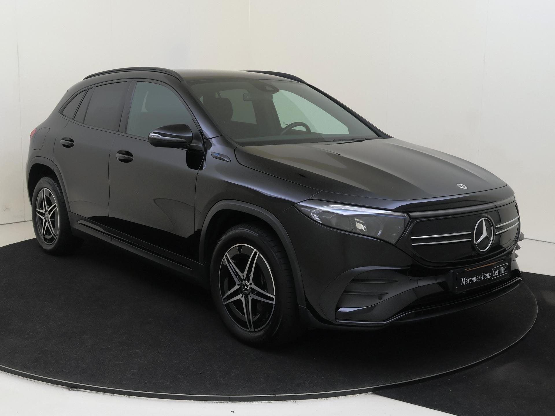 Mercedes-Benz EQA 250 Business Solution AMG 67 kWh Parkeerca, Auto's, Gebruikt, 190 pk, Leder en Stof, Zwart