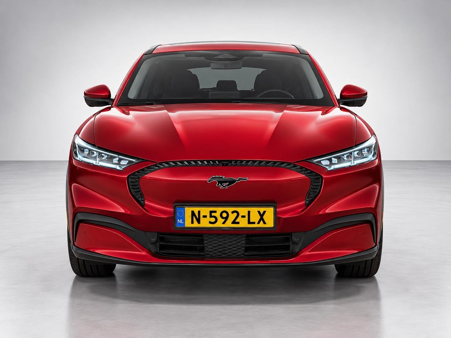 Ford Mustang Mach-E RWD 75 kWh | Automaat | Navigatie | 360, Auto's, Automaat, 12 maanden, Achterwielaandrijving, Gebruikt