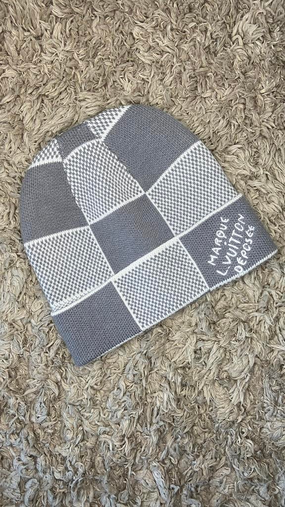 muts grijs, Ophalen of Verzenden, Zo goed als nieuw, Overige maten, Muts