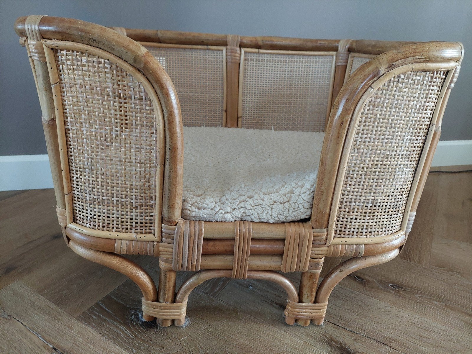 Rotan honden/katten bed, Dieren en Toebehoren, Ophalen of Verzenden, Riet