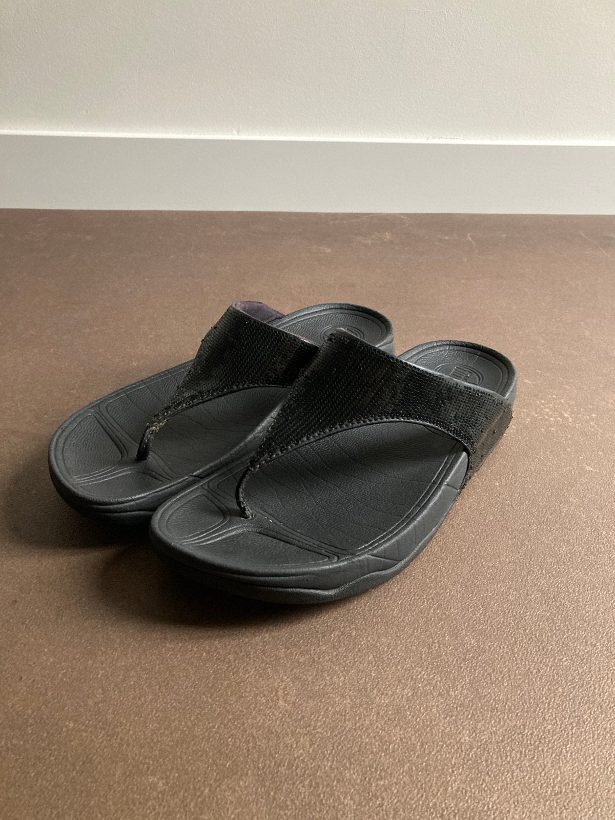 Slippers zwart Fitflop 42., Slippers, Zwart, Ophalen of Verzenden, Zo goed als nieuw