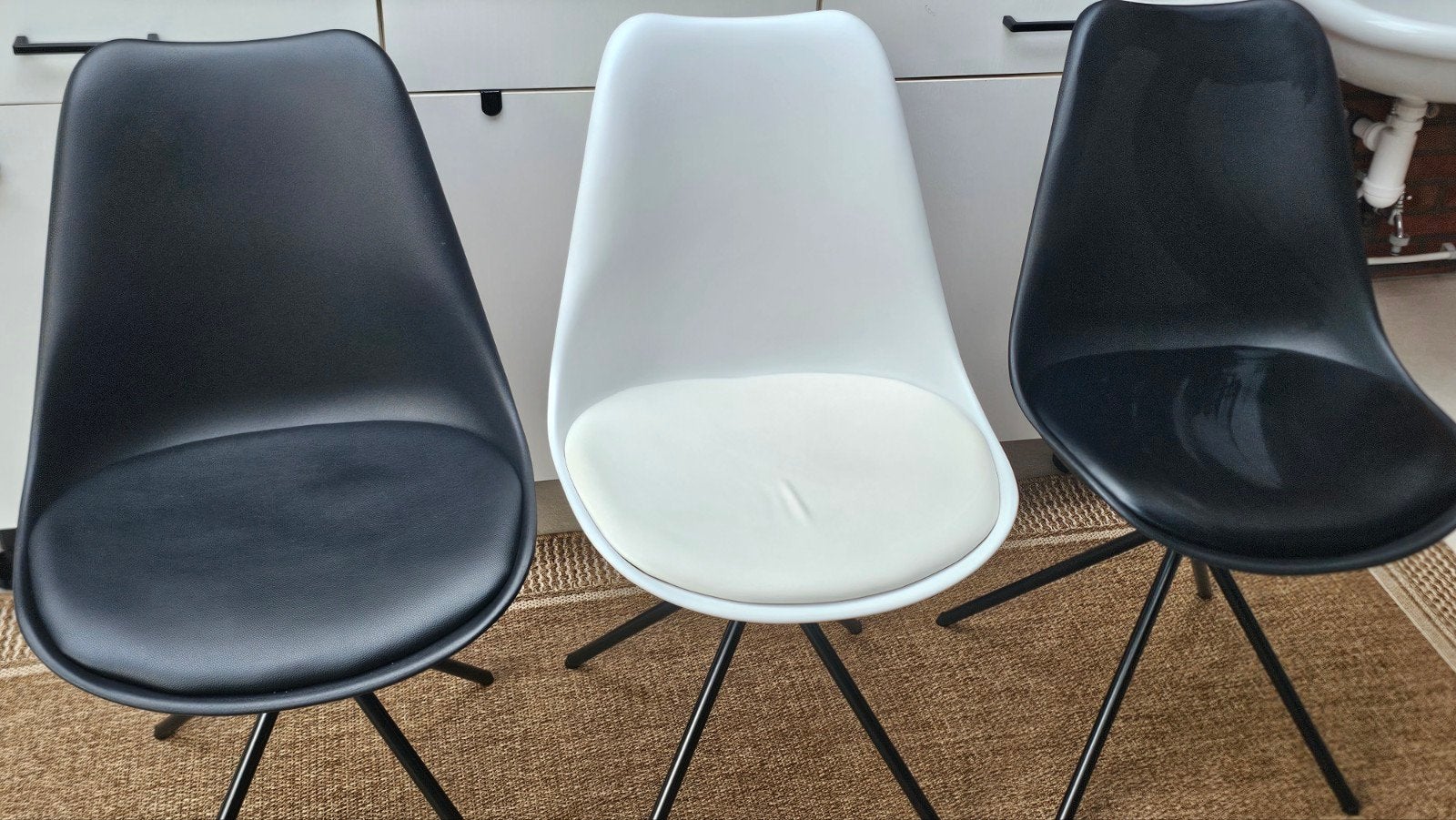 3 kuipstoelen, Ophalen, Zo goed als nieuw, Wit, Twee