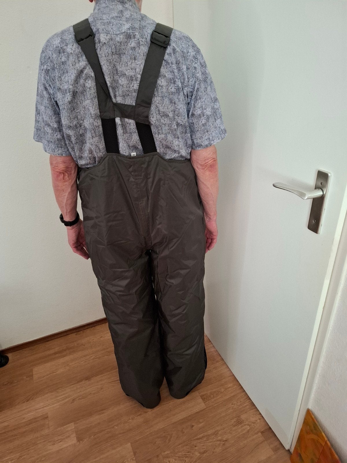 SPRO allround  terminal suit.  Volledig  gevoerd. Maat M, Ophalen, Kleding