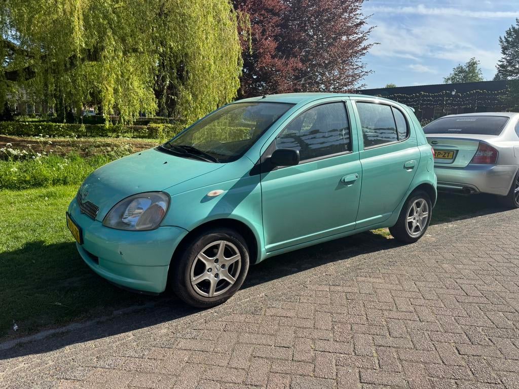 Toyota Yaris 1.0 16V Vvti 5DR SOL 1999 Groen, Auto's, Toyota, Voorwielaandrijving, 4 cilinders, 68 pk, Origineel Nederlands