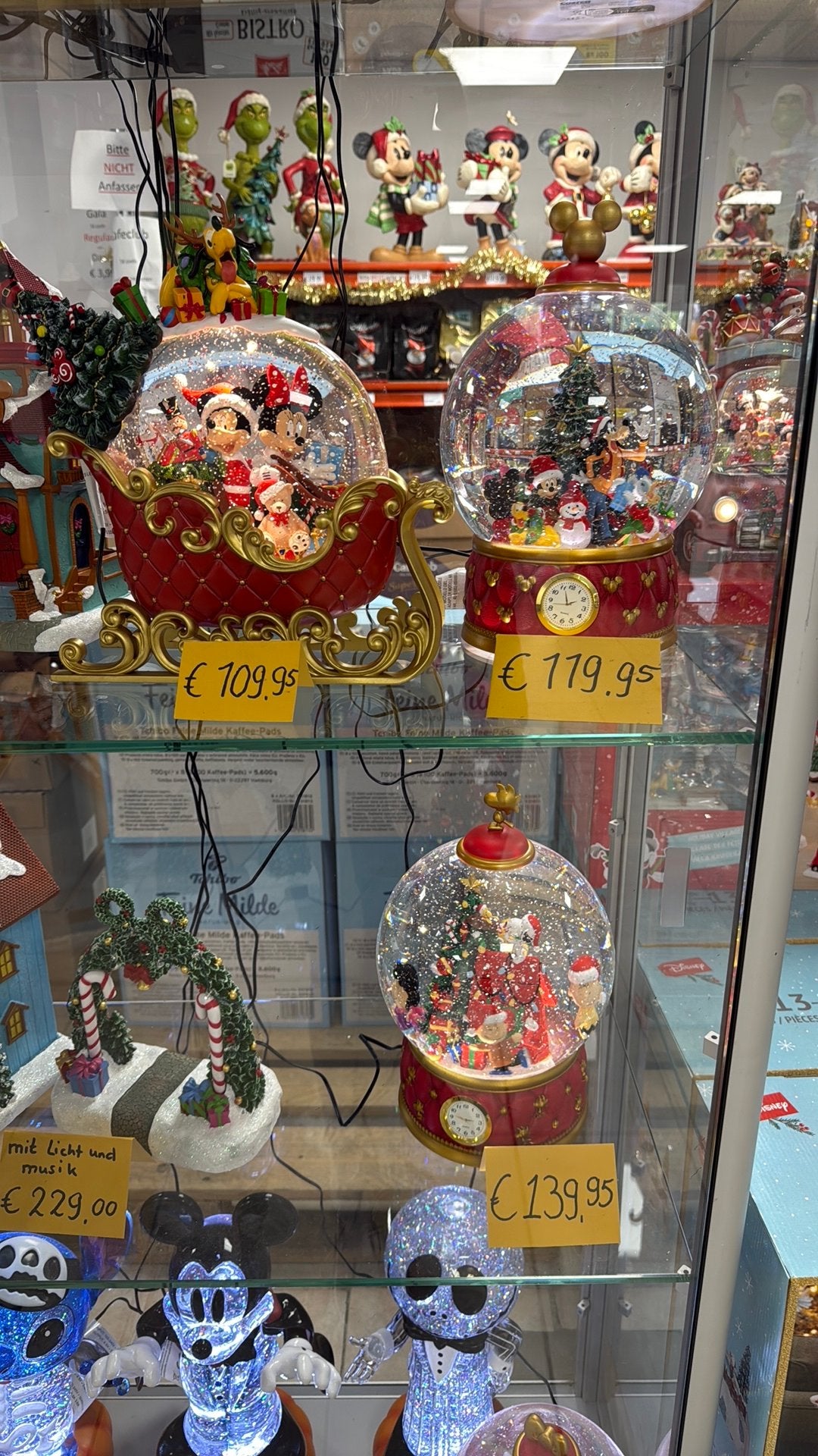 Disney globes, Mgr.nolensplein 32, Disney, Mecy@home.nl, Overige typen