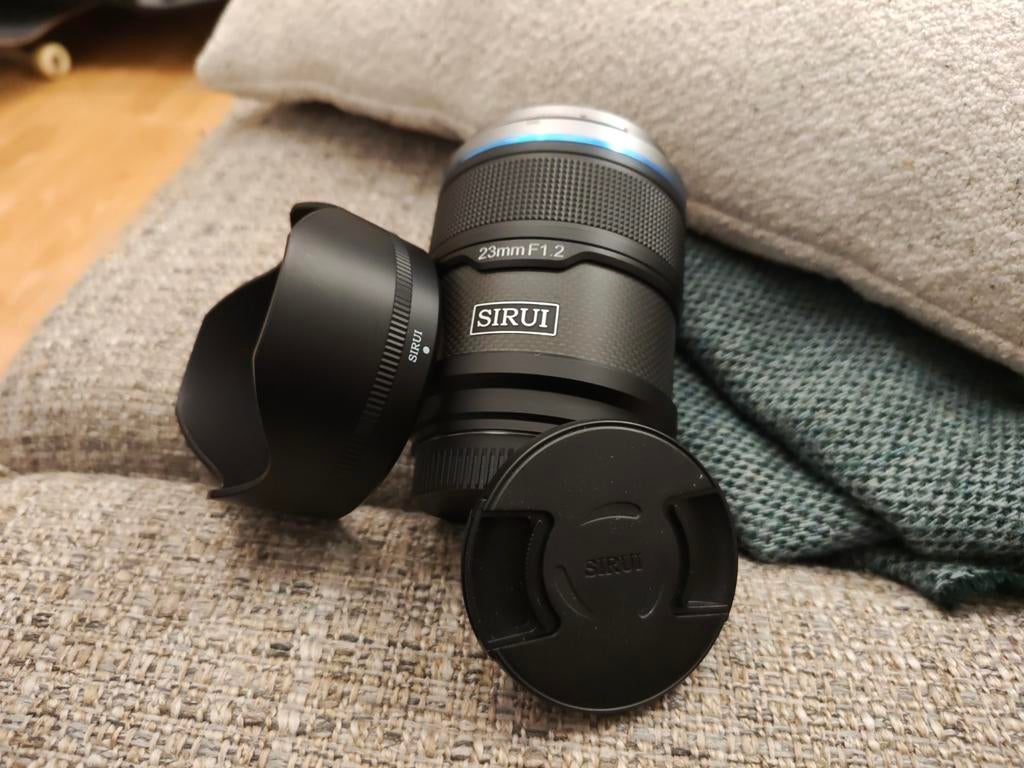 Sirui 23mm F1.2 lens - Sony E-mount - Zo goed als nieuw, Audio, Tv en Foto, Fotografie | Lenzen en Objectieven, Ophalen of Verzenden