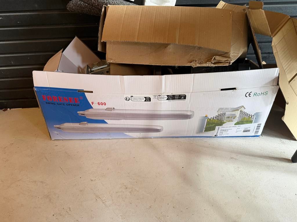 FORESEER F-600 Swing Gate Opener - Nieuw in doos, Ophalen, Overige typen, Nieuw, Overige materialen