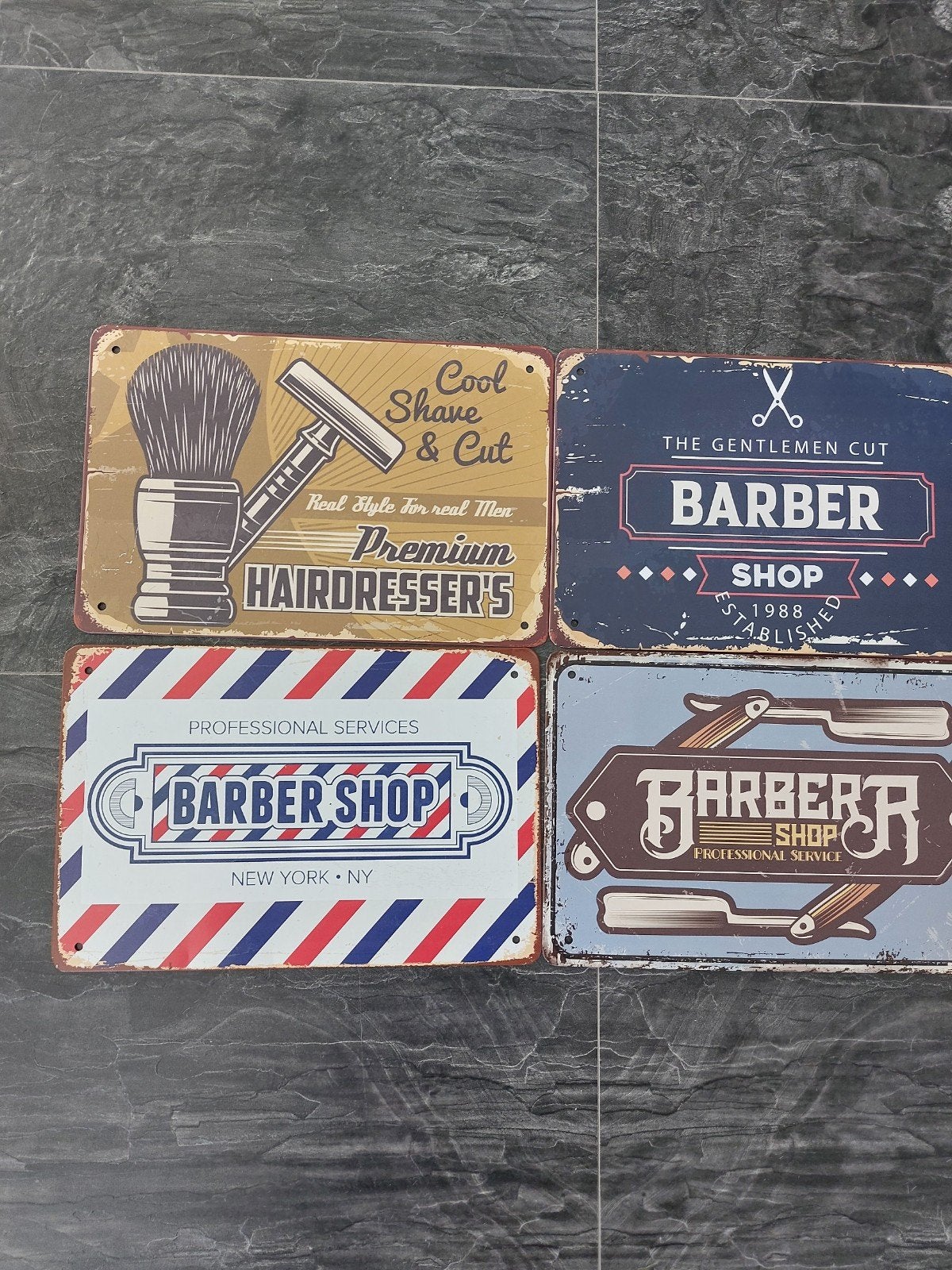 4 retro bordjes barbershop. Mooi decoratie materiaal, Ophalen of Verzenden, Huis en Inrichting