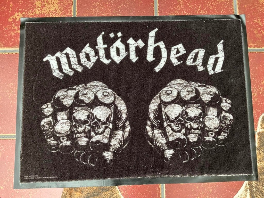 Deurmat van motorhead, AC/DC, Volbeat, Verzamelen, Nieuw, Ophalen of Verzenden, Deurmat zwart/wit van Motorhead, Emmen