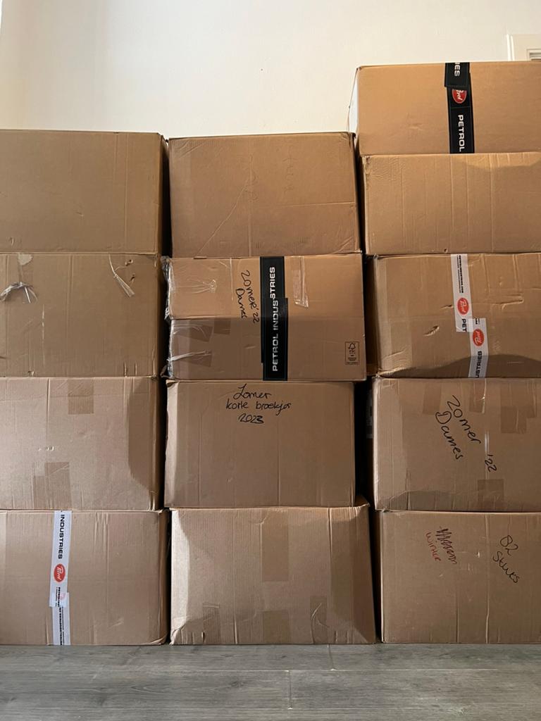 partij handel korte broeken nieuw 4000 stuks, Ophalen, Nieuw